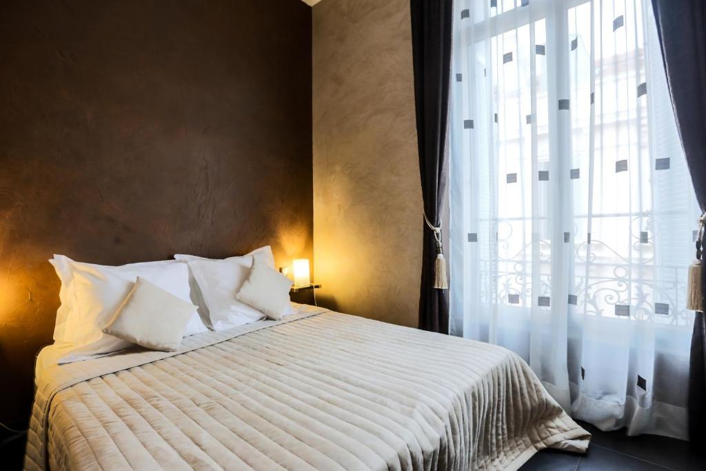 MODERN - Four-Bedroom include one mezzanine bedroom Apartment