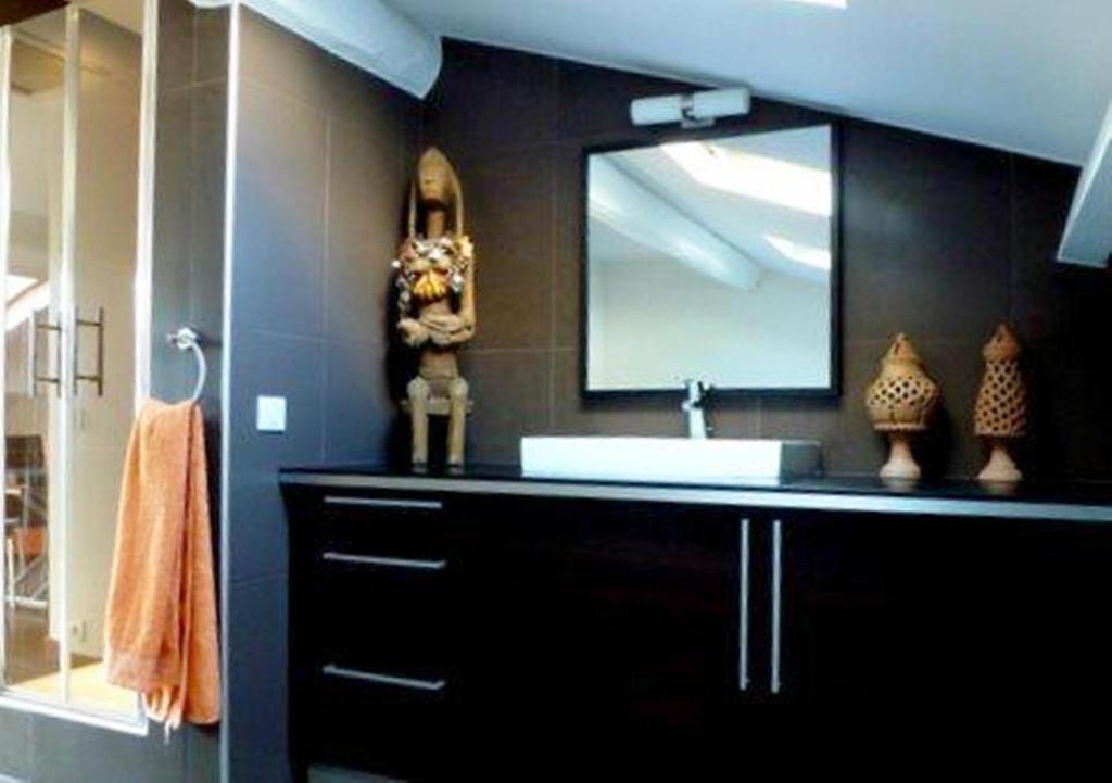 One-Bedroom Apartment 74 or 84 rue d’Antibes,67996232:JPEG