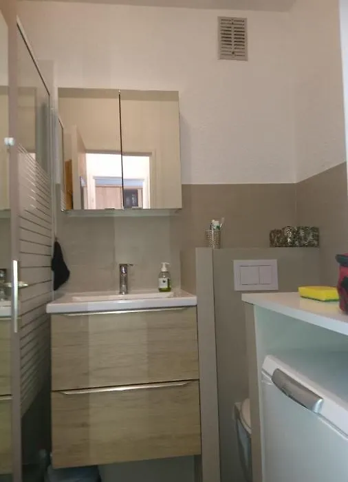 Beau Studio Vue Mer Cannes-1