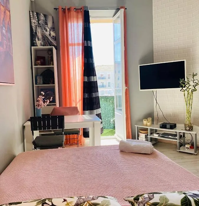 Riviera Studio Cannes Center-1