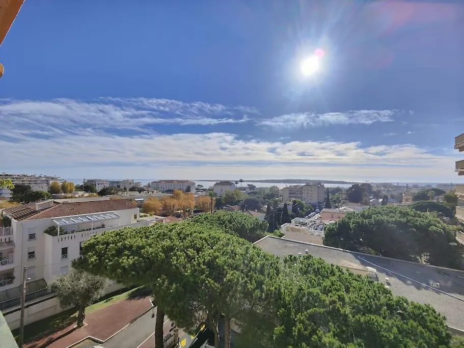 Cannes Vue Mer T2 61M²+ Parking-1