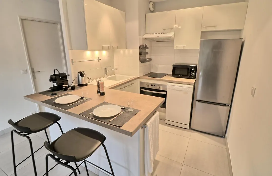 Appartement proche des Plages et du Palais-1