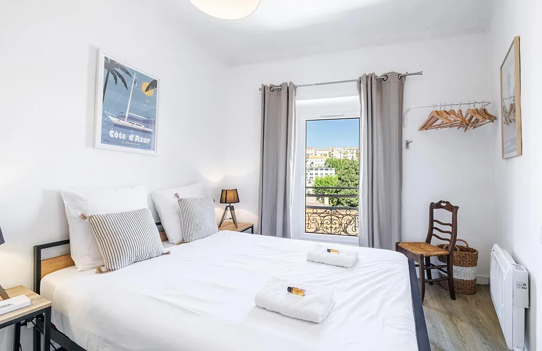 Joli appartement à côté du Palais des Festivals-1