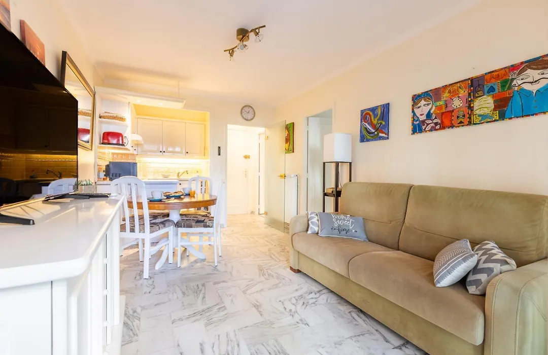 Lb Vacation Rentals I Cannes Croisette, Large Terrace, Free Parking, Beaches-1
