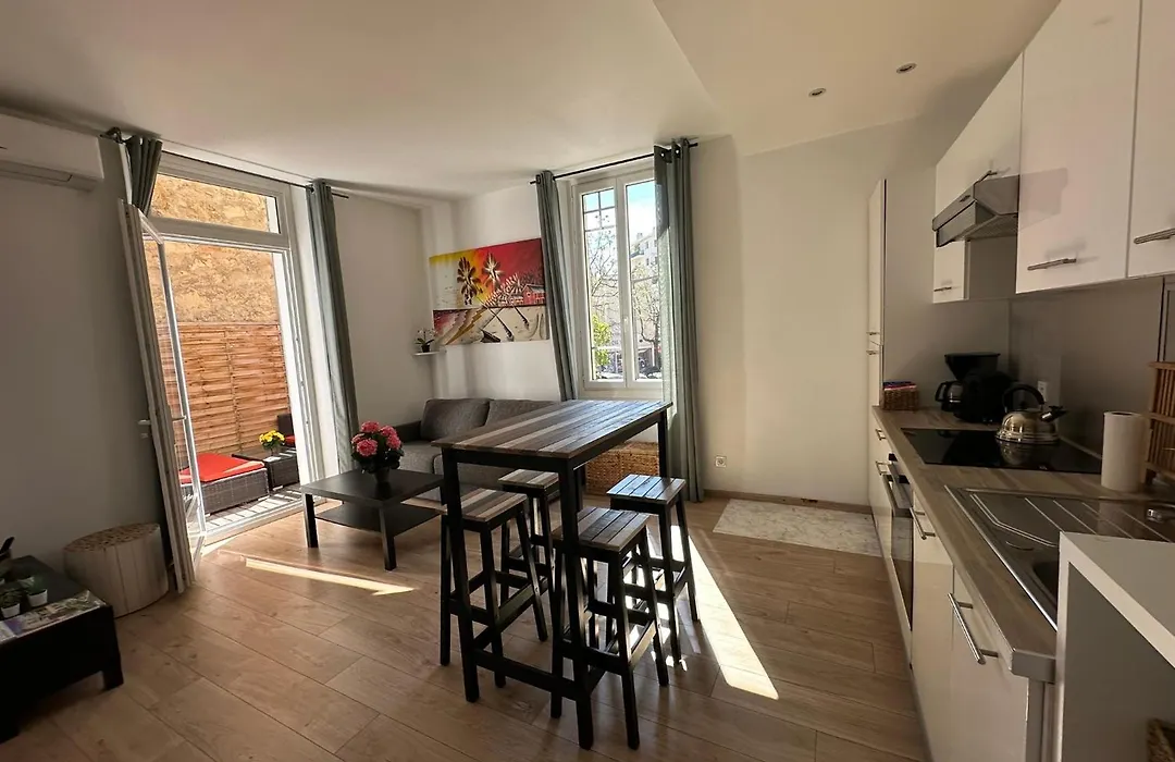 Cosy Apartment In Cannes With A Terrasse-1