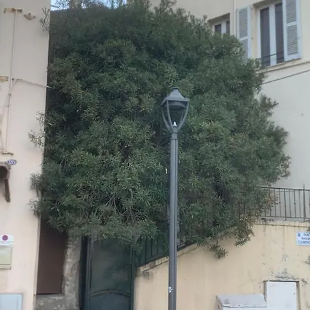 Joli Studio sur le Port-2