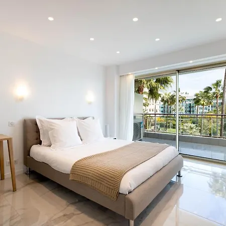 Agence des Résidences - Appartements privés du 45 CROISETTE- Prestige-2