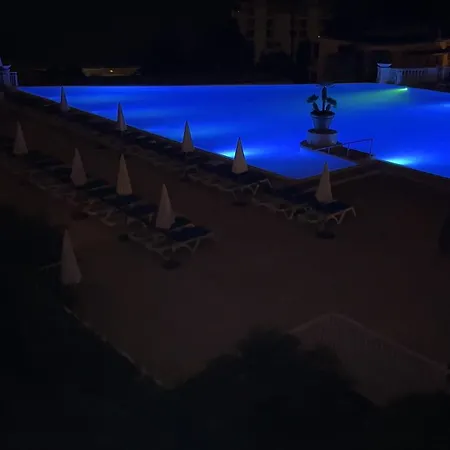 EXCEPTIONNEL sur CANNES vue mer piscine-2