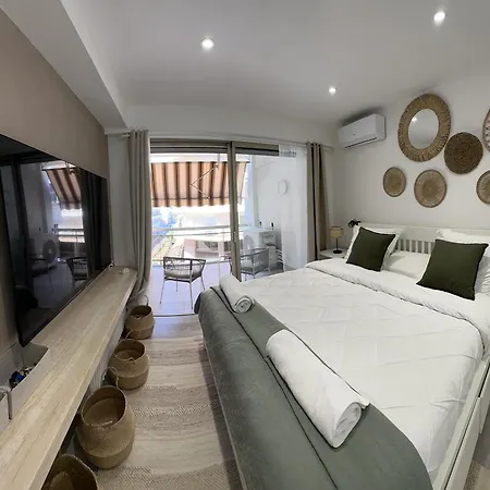 Appartement luxueux 110m collé au prestigieux hôtel le MARTINEZ-3