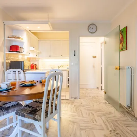 Lb Vacation Rentals I Cannes Croisette, Large Terrace, Free Parking, Beaches-2