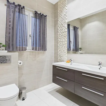 Residence du Louvre - LRA Cannes-3