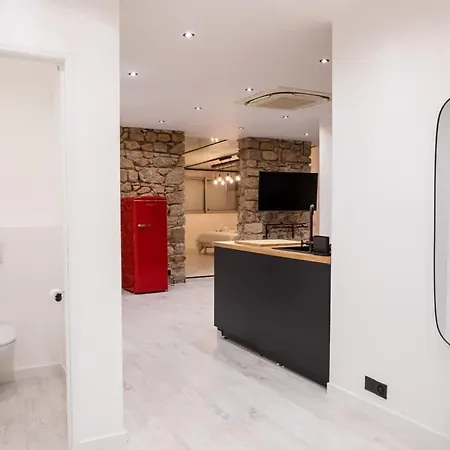 Art Loft d'Exception au Cœur de Cannes - 90m de Design et de Confort-3