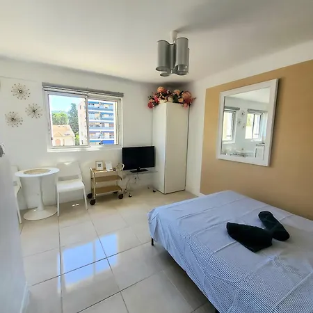 Cannes Centre Studio 2 Chic 9min Palais et Clim-3
