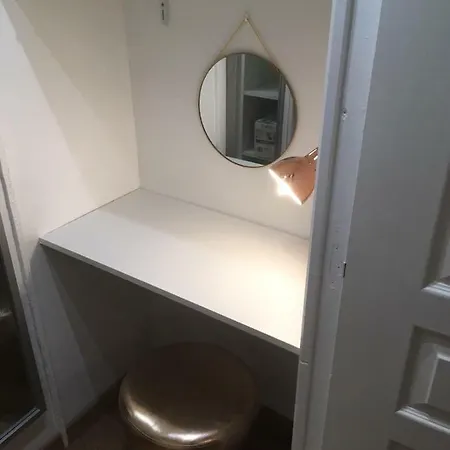 2 Rooms Apartment, Near The Sea And Local Market-3
