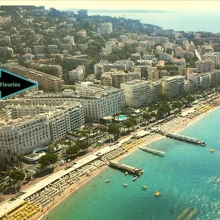 Residences Fleuries - behind Cannes Croisette Bvd-3