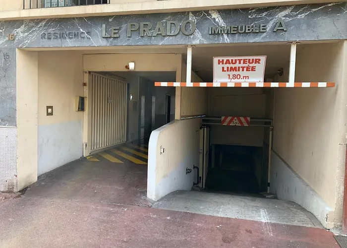 Cosy Apartment + Secured Parking Cannes