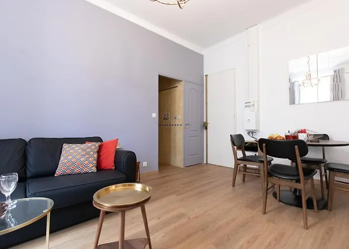 2 Rooms Apartment, Near The Sea And Local Market Cannes