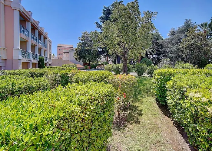 Immogroom - 2 Rooms - Renovated - Pool - A C Cannes