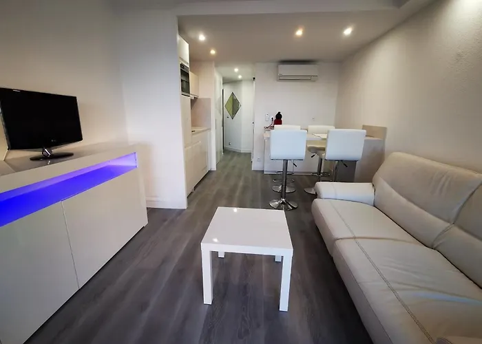 Appartement En Bord De Mer Cannes