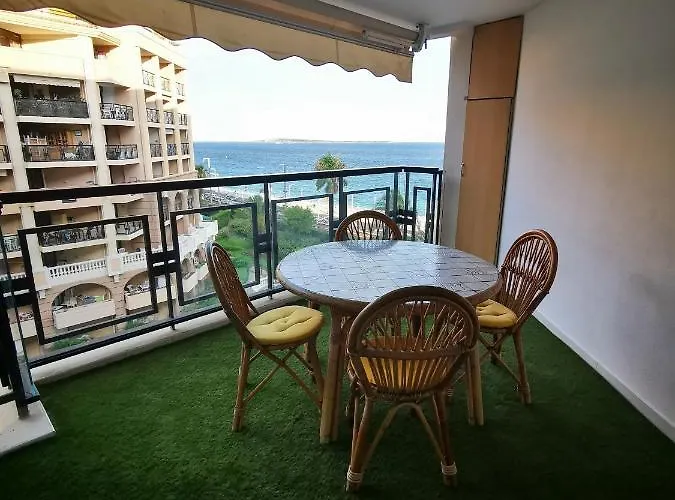 Appartement En Bord De Mer Cannes