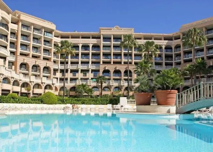Lovely Holiday Cocoon In Cannes