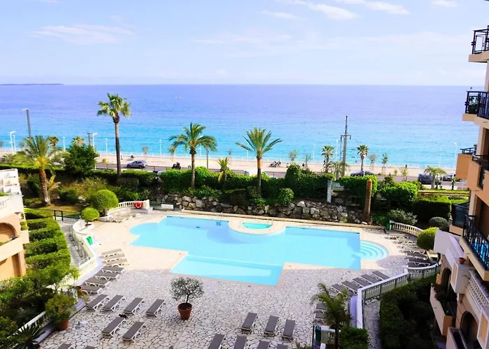 Appartement 556, Vue Mer et piscine By Palmazur Vacances Cannes