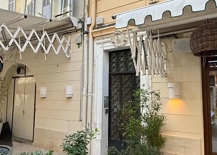 Appartement Viva Riviera 5 Rue Florian à Cannes