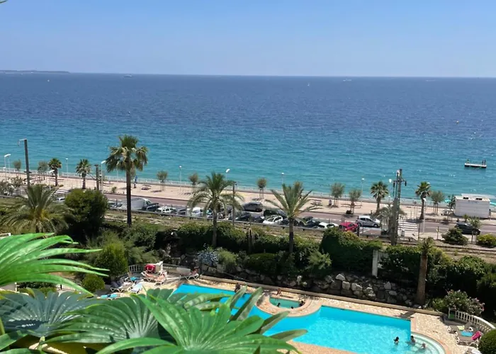 By By By Neptune Cannes