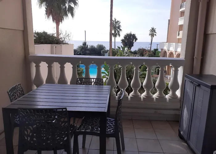 Cannes design vue mer