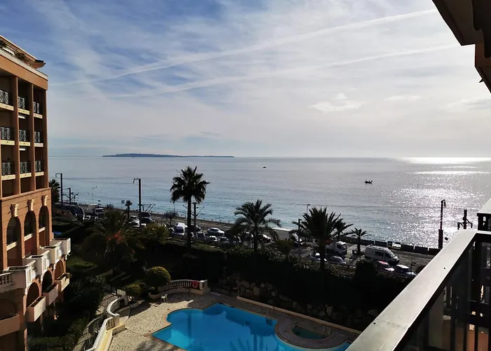 Appartement En Bord De Mer Cannes