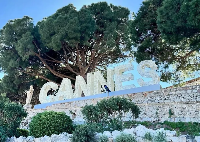 Le petit Carlthon appart Cannes