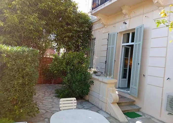 Appartement Un rez de jardin en plein centre à Cannes