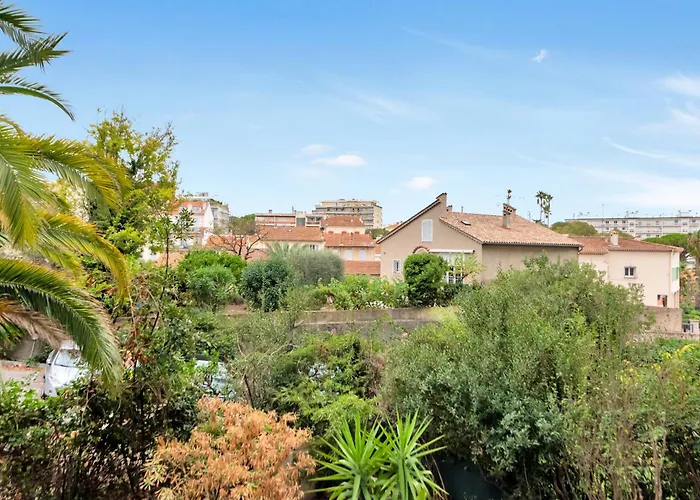 Le Sun Valley - Vidéoprojecteur et Terrasse Zen Cannes