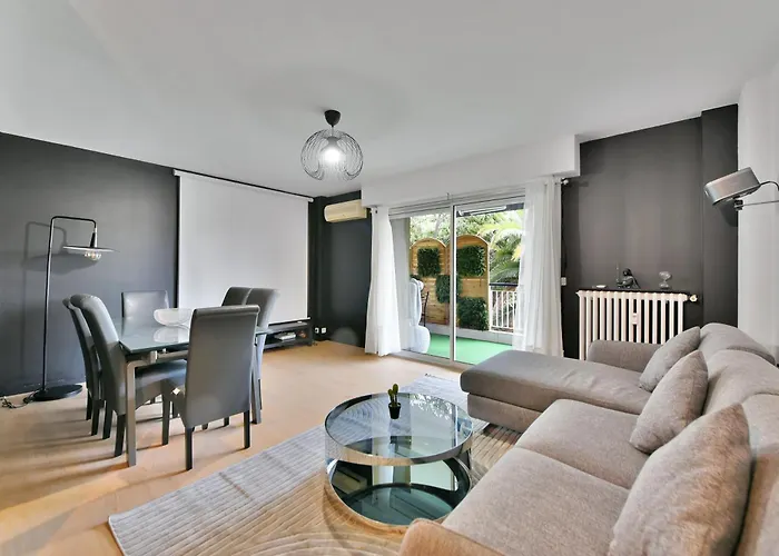 Le Sun Valley - Vidéoprojecteur et Terrasse Zen Cannes
