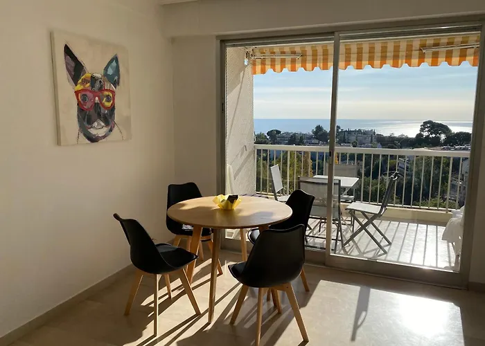 superbe 2 pièces à Cannes vue imprenable