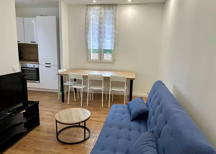 2 Bedrooms appartement entièrement rénové Cannes - 200m de la plage