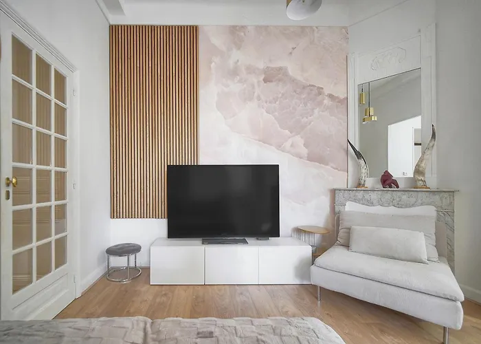 Sublime appartement luxe T3 incroyable Jardin Plein cœur Cannes
