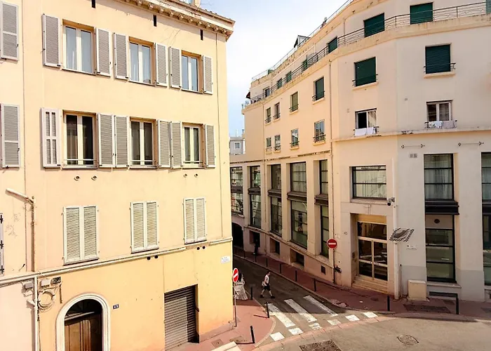 Le Clemenceau By ApiRent #Cosy #200m des plages #Wifi Cannes