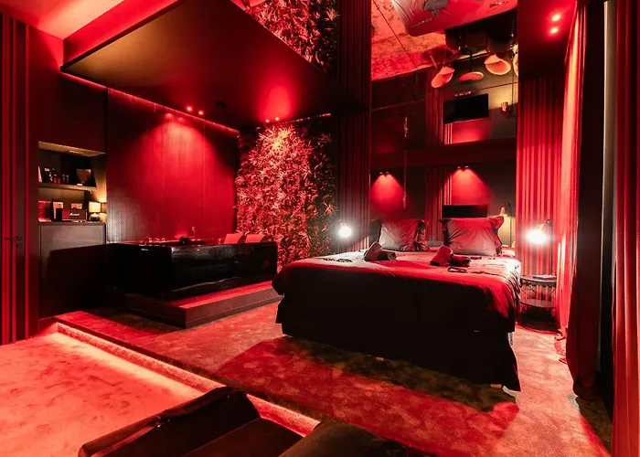 Évasion intime : Love Room de luxe à Cannes