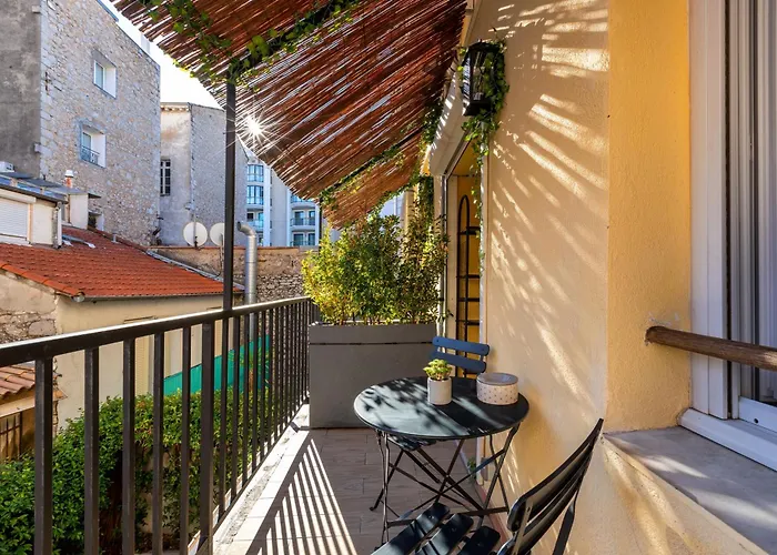 Agences des Résidences - Rue Commandant André Cannes