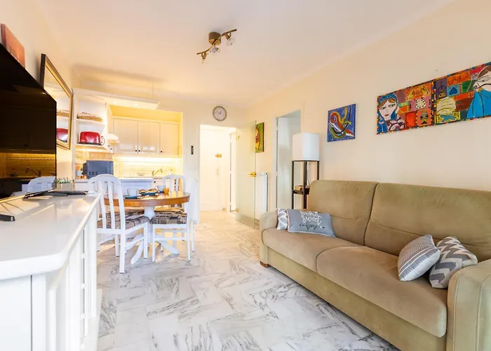 Lb Vacation Rentals I Cannes Croisette, Large Terrace, Free Parking, Beaches