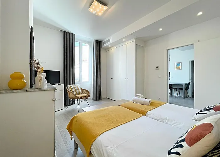 Lovely And Modern 1 Bedroom City Centre Cannes