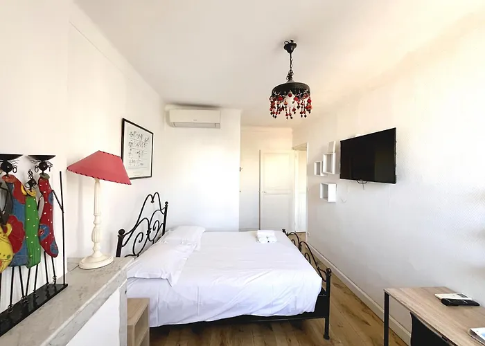 Appartement Viva Riviera - 10 Rue Commandant André à Cannes