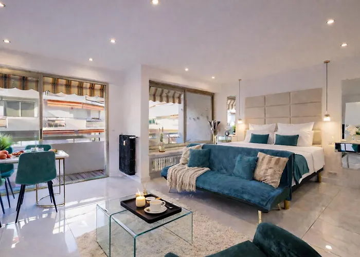 Luxury Maubourg - Vue mer - Croisette 50m plage - Clim - terrasse Cannes