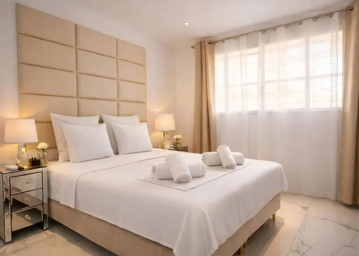 Modern Maubourg Élégance et Prestige à Cannes