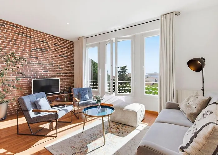 Cozy 1 Bedroom Flat,Free Parking, Close To Center Cannes