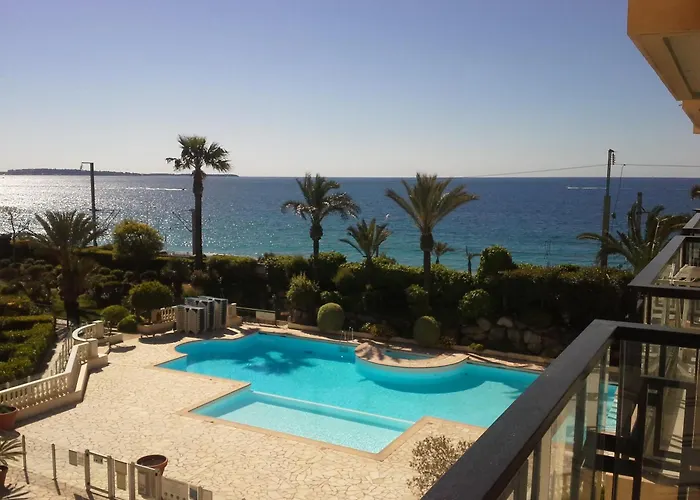 Cannes design vue mer