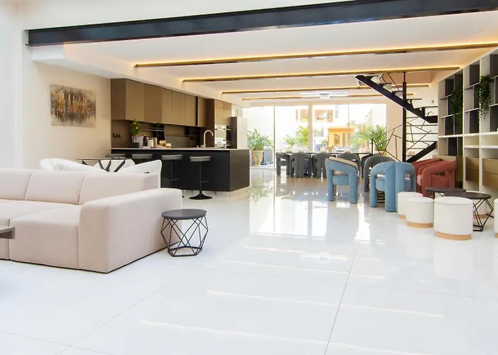 Luxury Apartment - Central Cannes, near Beach&Palais - LRACANNES