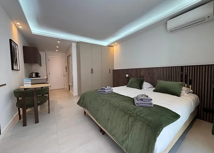Agence des Résidences - Appartements privés du 45 CROISETTE - Superieur Cannes