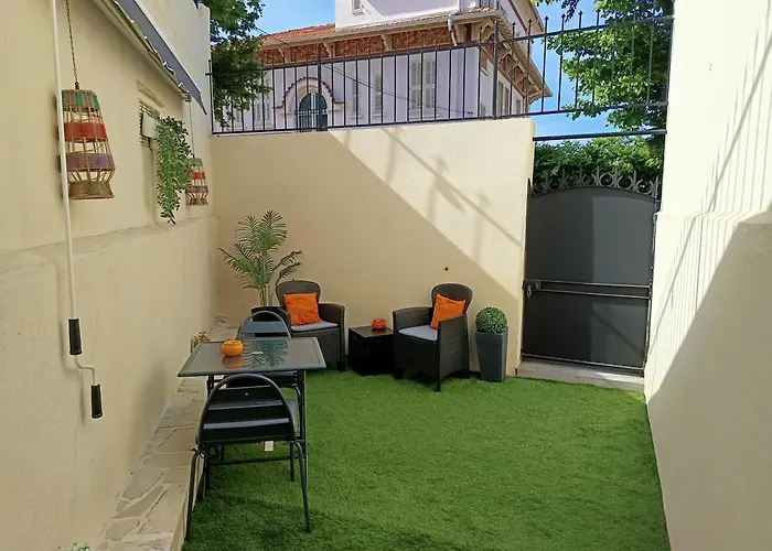 Appartement Coquet 2 pièces entièrement rénové et climatisé à Cannes